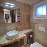 à 100m De La Grimaud